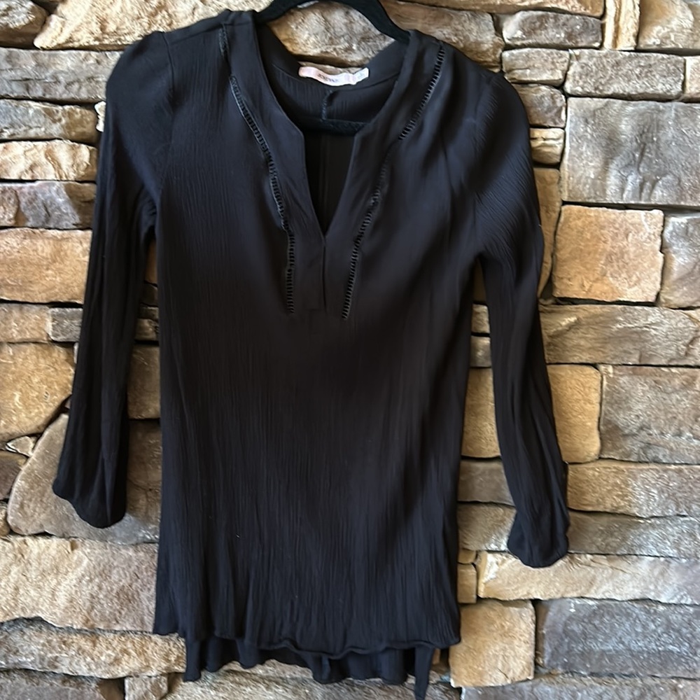 JustFab black gauze tunic. 3/4 length sleeves. Size small. 100% rayon